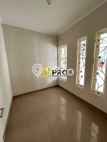 For Sale Hunian Rumah Terawat 2 Kamar di Legenda Wisata, Bogor For Sale Hunian Rumah Terawat 2 Kamar di Legenda Wisata, Bogor