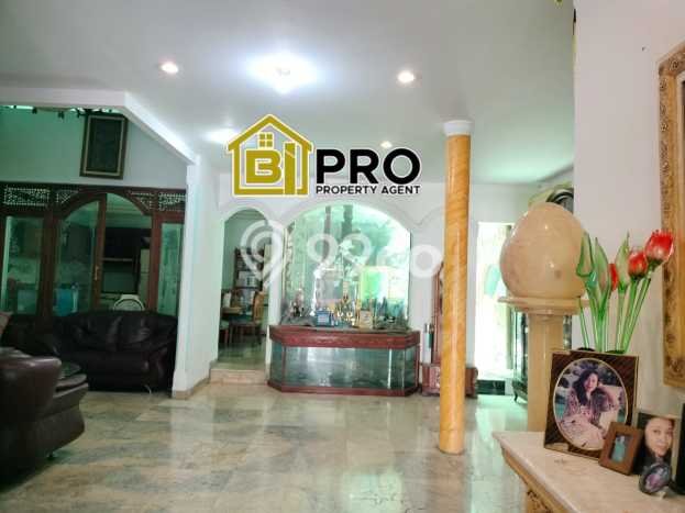 Ready to Use! Premium House LT 180m2 Desain Modern di Kota Wisata Ready to Use! Premium House LT 180m2 Desain Modern di Kota Wisata