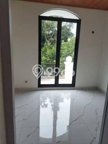 Rumah Luas Asri 3 KT Siap Pakai di Cibubur Bogor Rumah Luas Asri 3 KT Siap Pakai di Cibubur Bogor