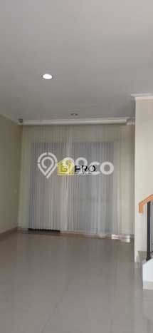Dijual Rumah Modern 3 KT di Kota Wisata, Jakarta Timur Dijual Rumah Modern 3 KT di Kota Wisata, Jakarta Timur