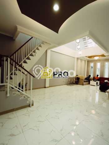 Best Deal Hunian Premium Ideal dan Luas di Jagakarsa, Jakarta Selatan Best Deal Hunian Premium Ideal dan Luas di Jagakarsa, Jakarta Selatan