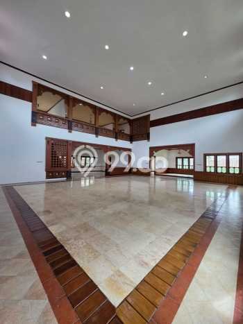 Hunian Elit LB 953m2 Siap Pakai Desain Elegan di Lenteng Agung, Jakarta Selatan Hunian Elit LB 953m2 Siap Pakai Desain Elegan di Lenteng Agung, Jakarta Selatan
