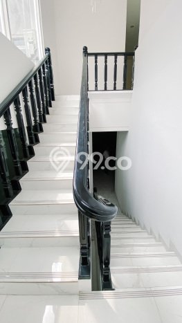 Best Deal Hunian Mewah Ideal dan Luas di Menteng, Jakarta Pusat Best Deal Hunian Mewah Ideal dan Luas di Menteng, Jakarta Pusat
