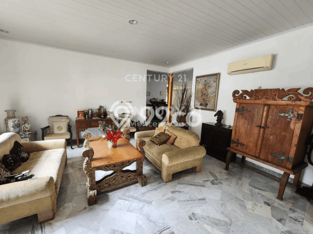 Dijual Rumah Premium dengan Fasilitas Sekitar Lengkap di Kebayoran Lama, Jakarta Selatan Dijual Rumah Premium dengan Fasilitas Sekitar Lengkap di Kebayoran Lama, Jakarta Selatan