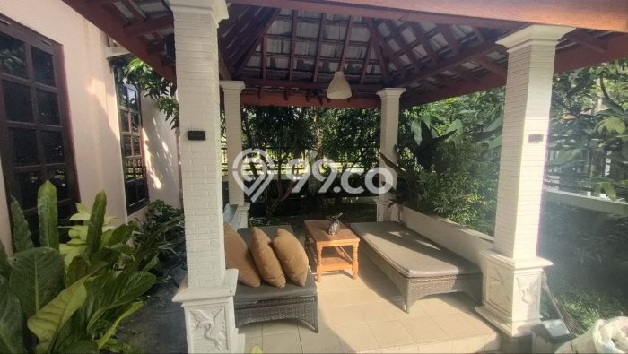 For Sale Rumah 5 Kamar Lokasi Ideal Bagus dan Strategis di Pajangan For Sale Rumah 5 Kamar Lokasi Ideal Bagus dan Strategis di Pajangan
