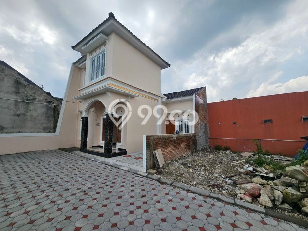 For Sale Rumah 3 Kamar Lokasi Ideal Nyaman dan Strategis di Banguntapan For Sale Rumah 3 Kamar Lokasi Ideal Nyaman dan Strategis di Banguntapan
