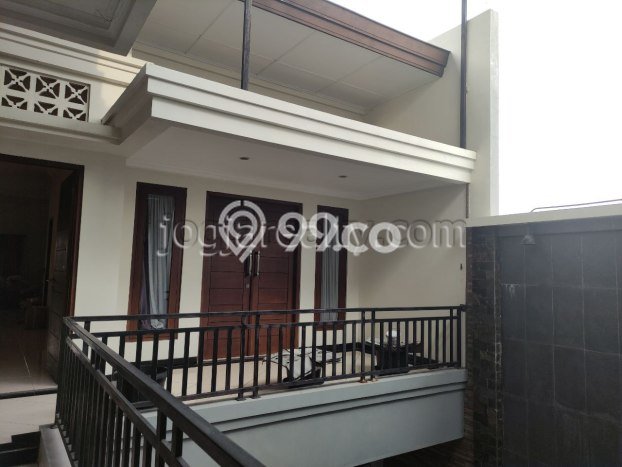 Jual Rumah Mewah Elegan Dengan View Cantik di Condong Catur, Sleman Jual Rumah Mewah Elegan Dengan View Cantik di Condong Catur, Sleman