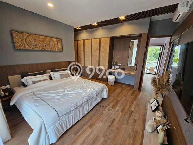 Hunian Mewah LB 130m2 Siap Pakai Desain Elegan di Maguwoharjo, Yogyakarta Hunian Mewah LB 130m2 Siap Pakai Desain Elegan di Maguwoharjo, Yogyakarta