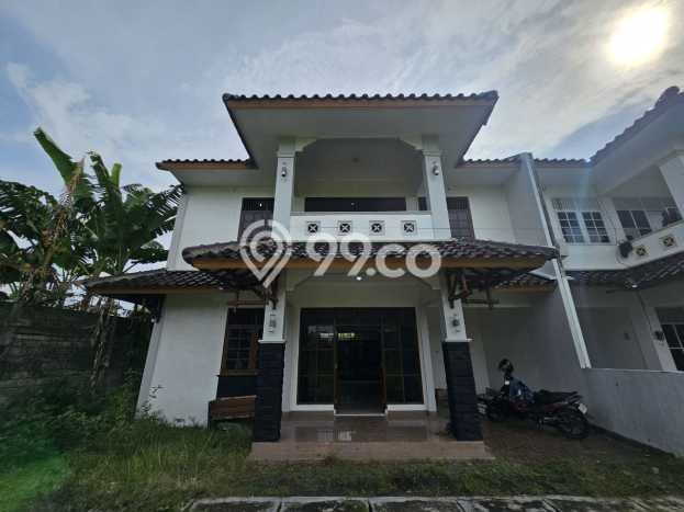 Jual Rumah Minimalis Bagus Punya 5 KT di Sleman Yogyakarta SHM Jual Rumah Minimalis Bagus Punya 5 KT di Sleman Yogyakarta SHM