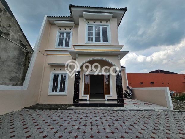 For Sale Rumah 3 Kamar Lokasi Ideal Nyaman dan Strategis di Banguntapan For Sale Rumah 3 Kamar Lokasi Ideal Nyaman dan Strategis di Banguntapan