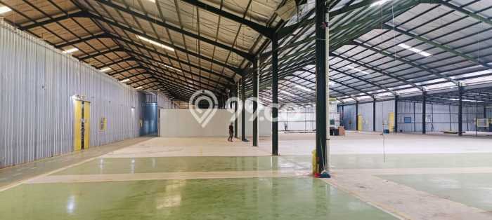 Gudang Area Strategis Kawasan Brebes, Luas 4800m2m², Disewakan, Pusat Komersial Gudang Area Strategis Kawasan Brebes, Luas 4800m2m², Disewakan, Pusat Komersial