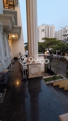 Jual Rumah Luas Elegan Dengan View Eksklusif di Daan Mogot, Jakarta Barat Jual Rumah Luas Elegan Dengan View Eksklusif di Daan Mogot, Jakarta Barat