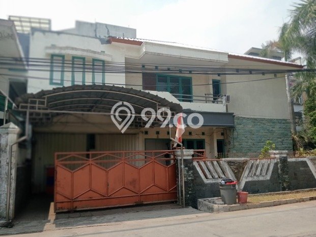 Rumah Mewah LB 495m2 Siap Pakai Desain Elegan di Muara Karang, Jakarta Utara Rumah Mewah LB 495m2 Siap Pakai Desain Elegan di Muara Karang, Jakarta Utara