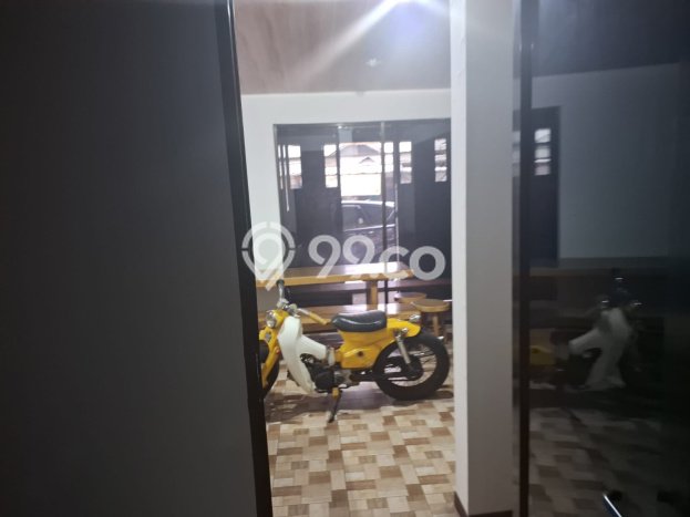 Unit Ruko Dijual di Serpong Utara Tangerang Selatan Luas Tanah 94m2, Luas Bangunan 160m2 Unit Ruko Dijual di Serpong Utara Tangerang Selatan Luas Tanah 94m2, Luas Bangunan 160m2