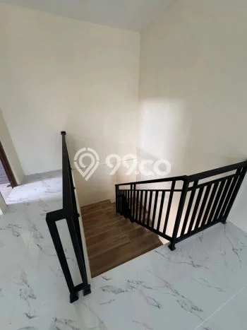 Area Ramai! Ruko Dijual di Pancoran Mas untuk Bisnis Luas Bangunan 90m2 Area Ramai! Ruko Dijual di Pancoran Mas untuk Bisnis Luas Bangunan 90m2