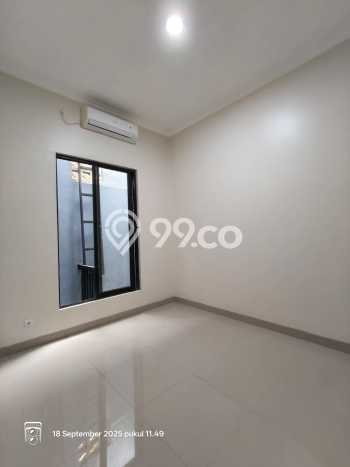 Jual Rumah Eksklusif 4 KT di Serpong Regency Melati Mas, Tangerang Selatan Jual Rumah Eksklusif 4 KT di Serpong Regency Melati Mas, Tangerang Selatan