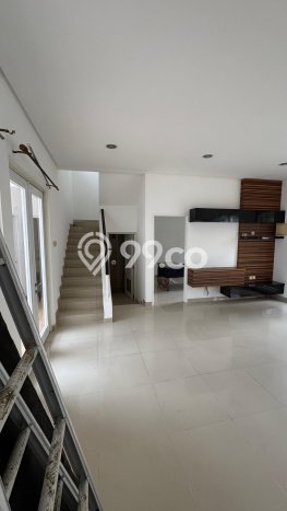 Disewakan Rumah Murah di BSD Residence One Tangerang Punya 3 KT Disewakan Rumah Murah di BSD Residence One Tangerang Punya 3 KT