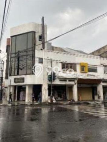 Ruko Area Strategis di , Luas 84m2m², Ramai Ruko Area Strategis di , Luas 84m2m², Ramai