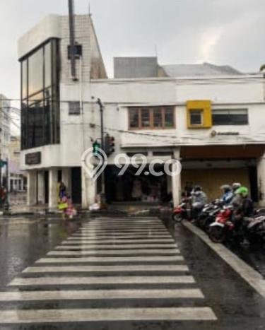 Ruko Area Strategis di , Luas 84m2m², Ramai Ruko Area Strategis di , Luas 84m2m², Ramai