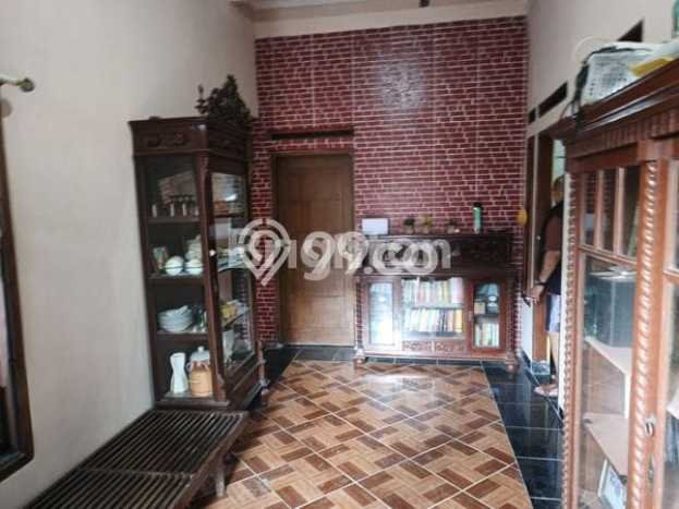 Dijual Hunian Rumah Nyaman 8 Kamar di Tegal Gundil, Bogor Dijual Hunian Rumah Nyaman 8 Kamar di Tegal Gundil, Bogor