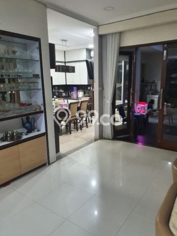 Ready to Use! Luxury House LT 280m2 Desain Elegan di Buah Batu Ready to Use! Luxury House LT 280m2 Desain Elegan di Buah Batu