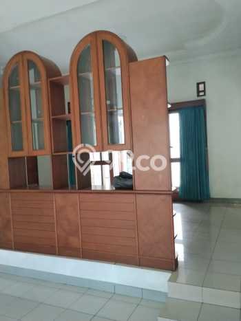 Rumah Bagus Siap Pakai Di Antapani Luas 170m2 Lokasi Strategis Rumah Bagus Siap Pakai Di Antapani Luas 170m2 Lokasi Strategis