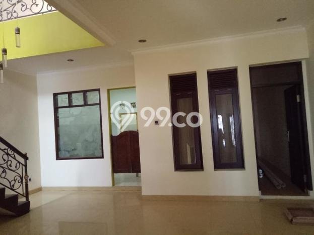 Rumah Strategis Modern Lb 150m2 di Antapani, Bandung Rumah Strategis Modern Lb 150m2 di Antapani, Bandung