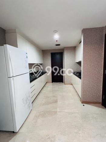 Apartemen Disewakan Terjangkau 4 KT / 3 KM di Tebet, Jakarta Selatan Apartemen Disewakan Terjangkau 4 KT / 3 KM di Tebet, Jakarta Selatan
