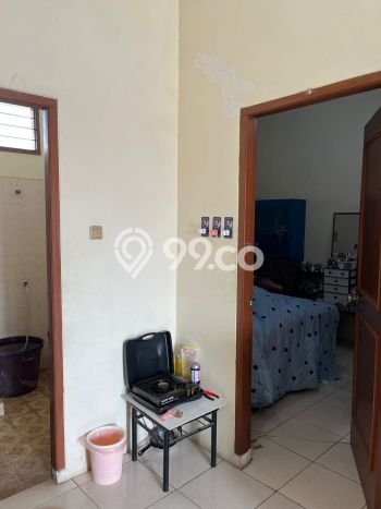 Jual Rumah Strategis Bagus Punya 5 KT di Ciputat Tangerang Selatan SHM Jual Rumah Strategis Bagus Punya 5 KT di Ciputat Tangerang Selatan SHM