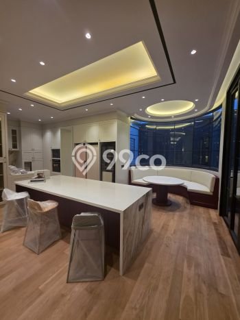 Dijual Rumah Luas Megah Dengan View Cantik di Senopati, Jakarta Selatan Dijual Rumah Luas Megah Dengan View Cantik di Senopati, Jakarta Selatan