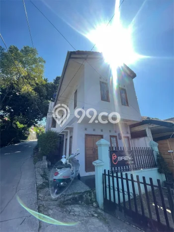 SPECIAL PRICE! Rumah Strategis di , Luas 46m2m² Bangunan 80m2m² SPECIAL PRICE! Rumah Strategis di , Luas 46m2m² Bangunan 80m2m²