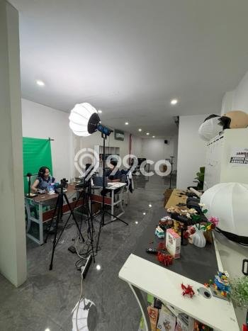 Ruko Dijual Lokasi Emas di Kelapa Gading Luas 280m2 Ruko Dijual Lokasi Emas di Kelapa Gading Luas 280m2