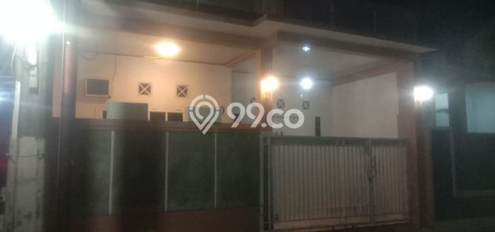 For Sale Rumah Bagus Siap Huni di Bekasi Strategis For Sale Rumah Bagus Siap Huni di Bekasi Strategis