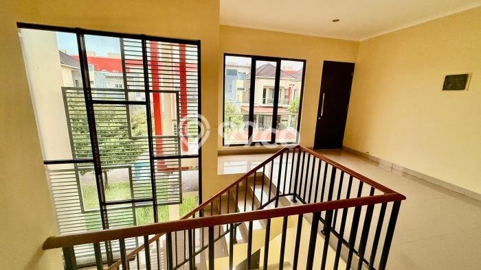 Disewakan Rumah Murah di Harapan Indah Bekasi Punya 4 Kamar Tidur Disewakan Rumah Murah di Harapan Indah Bekasi Punya 4 Kamar Tidur