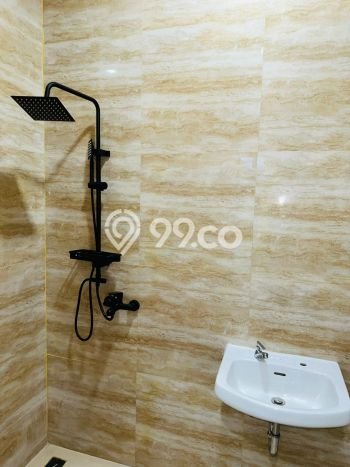 Hunian Strategis 3 KT LB 125m2 Kondisi Bagus di Harapan Indah Hunian Strategis 3 KT LB 125m2 Kondisi Bagus di Harapan Indah