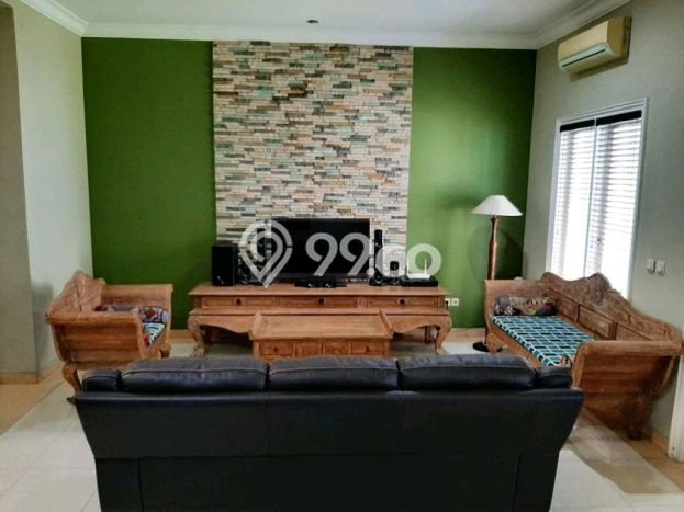 Jual Rumah Luas Megah Dengan View Eksklusif di Gading Serpong, Tangerang Jual Rumah Luas Megah Dengan View Eksklusif di Gading Serpong, Tangerang