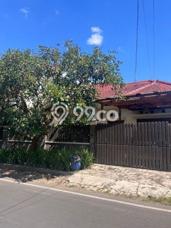 Disewakan! Rumah 3 Kamar Tidur &
3 Kamar Mandi di Dieng, Malang Disewakan! Rumah 3 Kamar Tidur &
3 Kamar Mandi di Dieng, Malang