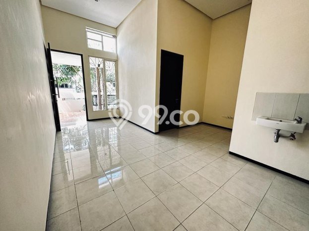 Rumah Strategis Modern Lb 140m2 di Blimbing, Malang Rumah Strategis Modern Lb 140m2 di Blimbing, Malang