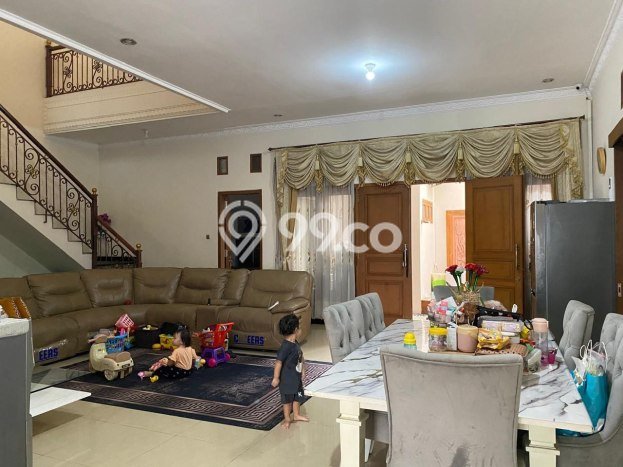 Rumah Luas Asri 5 KT Siap Pakai di Araya Malang Rumah Luas Asri 5 KT Siap Pakai di Araya Malang