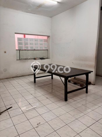 Gudang Dijual di Blimbing LT 829m2, LB 551m2 untuk Investasi Gudang Dijual di Blimbing LT 829m2, LB 551m2 untuk Investasi