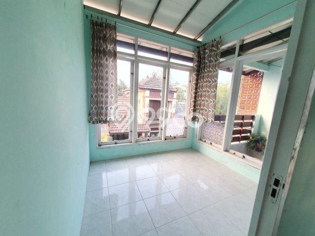 Rumah Strategis Minimalis Lb 120m2 di Blimbing, Malang Rumah Strategis Minimalis Lb 120m2 di Blimbing, Malang