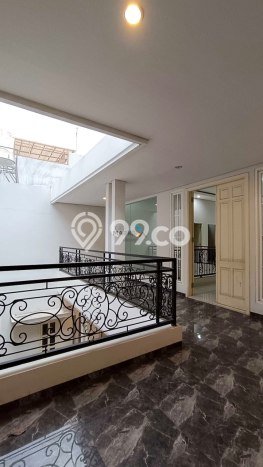 DIJUAL CEPAT! Rumah Minimalis area , Malang, Luas 375m2m² Bangunan 570m2m² NEGO! DIJUAL CEPAT! Rumah Minimalis area , Malang, Luas 375m2m² Bangunan 570m2m² NEGO!