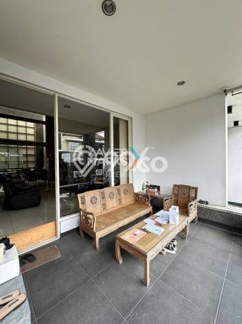 Ready to Use! Luxury House LT 415m2 Desain Modern di Araya Ready to Use! Luxury House LT 415m2 Desain Modern di Araya