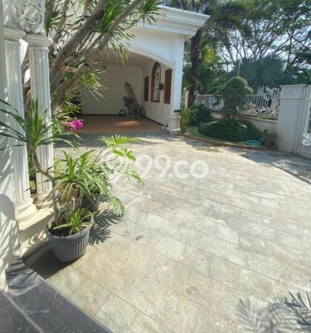 Rumah Bagus kawasan , Malang, Luas 561m2m² LB 400m2m² DIJUAL CEPAT! Rumah Bagus kawasan , Malang, Luas 561m2m² LB 400m2m² DIJUAL CEPAT!