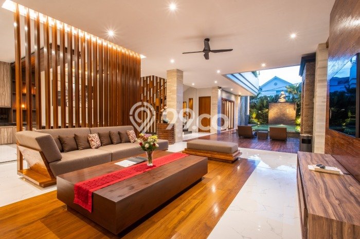 Dijual Rumah Mewah Elegan Dengan View Cantik di Jimbaran, Badung Dijual Rumah Mewah Elegan Dengan View Cantik di Jimbaran, Badung