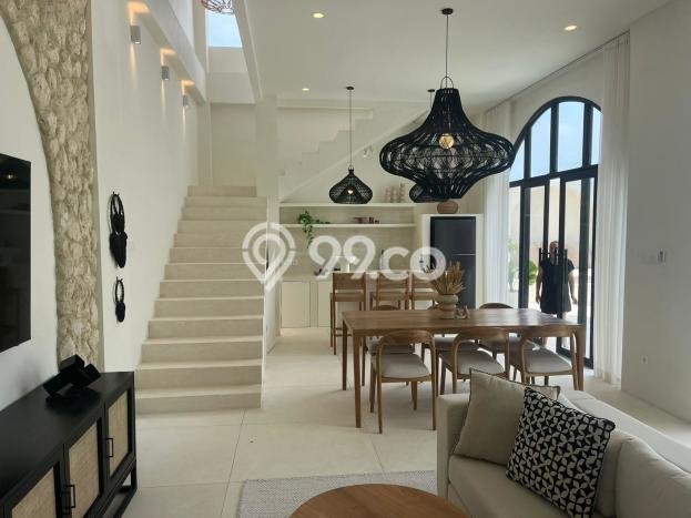 Vila di , Area 210m2m², Akses ke Pusat Kota Vila di , Area 210m2m², Akses ke Pusat Kota