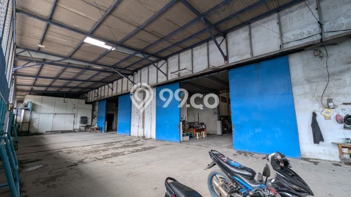 Dijual! Gudang di Kalideres Jakarta Barat LT 1674m2 / LB 1674m2 Kawasan Strategis Dijual! Gudang di Kalideres Jakarta Barat LT 1674m2 / LB 1674m2 Kawasan Strategis