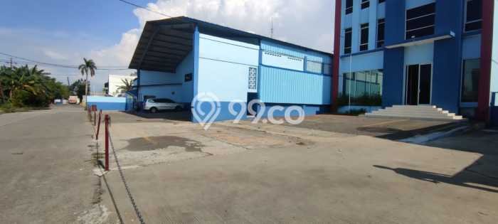 Gudang Dijual di Cengkareng LT 4300m2, LB 2300m2 untuk Investasi Gudang Dijual di Cengkareng LT 4300m2, LB 2300m2 untuk Investasi
