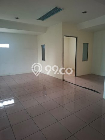 Disewakan Gudang komersial di Tangerang luas bangunan 1500m2 Disewakan Gudang komersial di Tangerang luas bangunan 1500m2