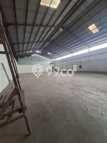 Disewakan Gudang komersial di Tangerang luas bangunan 1500m2 Disewakan Gudang komersial di Tangerang luas bangunan 1500m2